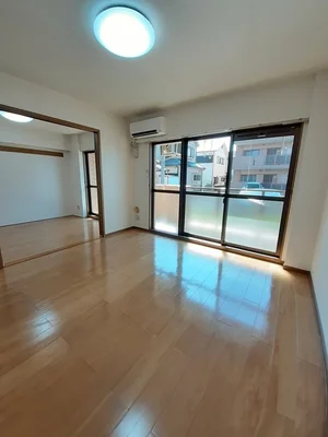 のマンスリーマンション・ウィークリーマンション「トゥールモンドＢ 101・洋室(No.1313210)」メイン画像