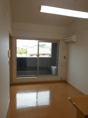 のマンスリーマンション・ウィークリーマンション「グレイスヴィラ川中島　Ａ 203・洋室(No.1313213)」メイン画像