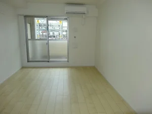 のマンスリーマンション・ウィークリーマンション「カーサ　ソレアード 102・洋室(No.1313219)」メイン画像