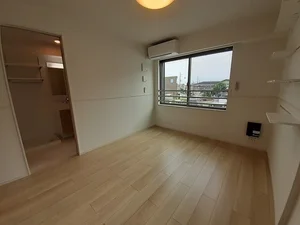 埼玉学園大学周辺のマンスリーマンション・ウィークリーマンション「ベラ・ノッテ 203・洋室(No.1313222)」メイン画像