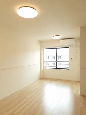 のマンスリーマンション・ウィークリーマンション「リュミエール 202・洋室(No.1313337)」メイン画像