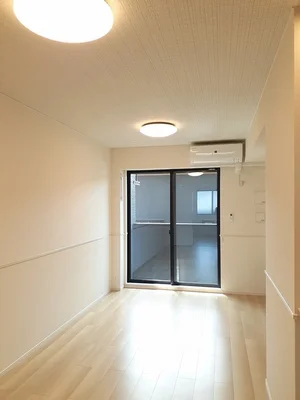 のマンスリーマンション・ウィークリーマンション「アンドゥトロワ 103・洋室(No.1313338)」メイン画像