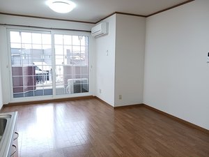 富山県厚生農業協同組合連合会高岡病院周辺のマンスリーマンション・ウィークリーマンション「メゾンＪＥＲＲＹ 202・洋室(No.1313357)」メイン画像