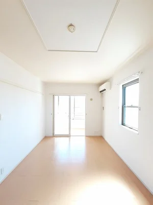 富山県のマンスリーマンション・ウィークリーマンション「バハリ 101・洋室(No.1313372)」メイン画像