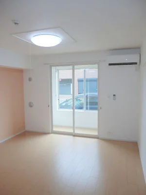 のマンスリーマンション・ウィークリーマンション「マリ－ズ　レジデンス 102・洋室(No.1313379)」メイン画像