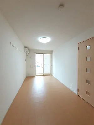 のマンスリーマンション・ウィークリーマンション「ショコラ　ヒルズ 103・洋室(No.1313383)」メイン画像