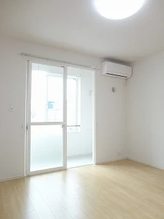 長岡大学周辺のマンスリーマンション・ウィークリーマンション「パークサイド　セレノ 103・洋室(No.1313387)」メイン画像