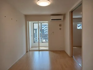 のマンスリーマンション・ウィークリーマンション「サニー　セイバリ　Ⅴ 203・洋室(No.1313393)」メイン画像