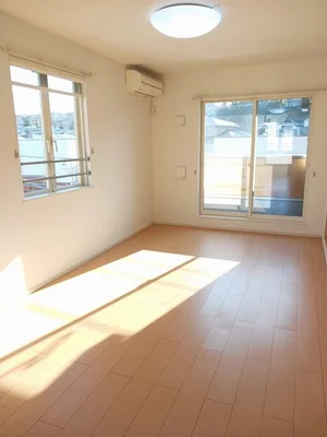 のマンスリーマンション・ウィークリーマンション「パーシモンⅠ 301・洋室(No.1313403)」メイン画像