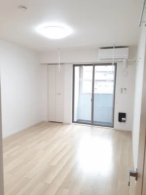 のマンスリーマンション・ウィークリーマンション「アリエッタさんたかね 102・洋室(No.1313411)」メイン画像