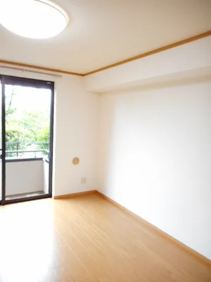 三重県厚生農業協同組合連合会松阪中央総合病院周辺のマンスリーマンション・ウィークリーマンション「フルムーン 103・洋室(No.1313418)」メイン画像