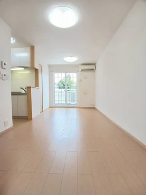 のマンスリーマンション・ウィークリーマンション「ノール・アンソレイエ・ＳＳ 102・洋室(No.1313423)」メイン画像