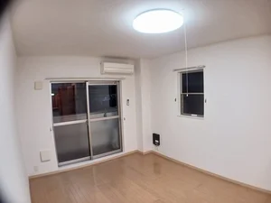 嵯峨美術短期大学周辺のマンスリーマンション・ウィークリーマンション「ベル・エトワレ 102・洋室(No.1313451)」メイン画像