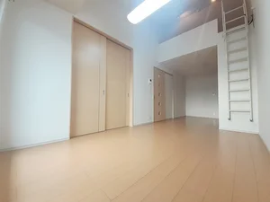 のマンスリーマンション・ウィークリーマンション「ブリエ　ドミール 202・洋室(No.1313456)」メイン画像