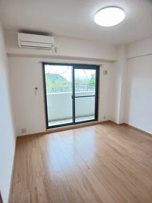 のマンスリーマンション・ウィークリーマンション「マーヴェラス・ヴュー 102・洋室(No.1313546)」メイン画像