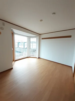 のマンスリーマンション・ウィークリーマンション「ニュークレストール桑野 101・洋室(No.1313556)」メイン画像