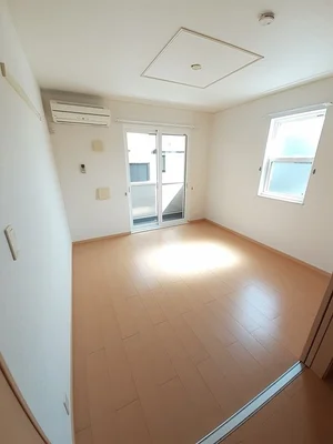 のマンスリーマンション・ウィークリーマンション「プレミール　ヴィラ　Ｂ 103・洋室(No.1313611)」メイン画像