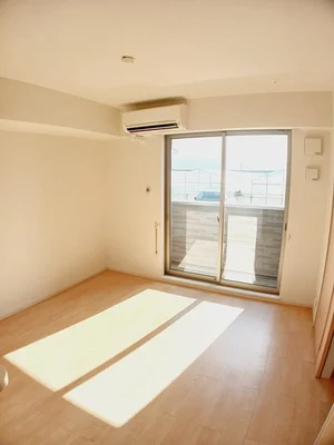 香南市のマンスリーマンション・ウィークリーマンション「マードレＳ　Ⅱ 102・洋室(No.1313623)」メイン画像