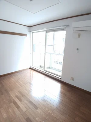 のマンスリーマンション・ウィークリーマンション「リバーサイド 102・洋室(No.1313633)」メイン画像