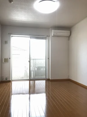 のマンスリーマンション・ウィークリーマンション「モン・ラヴィールＡ 202・洋室(No.1313643)」メイン画像