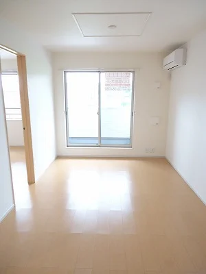 のマンスリーマンション・ウィークリーマンション「キャッスルビーチ　Ａ 201・洋室(No.1313655)」メイン画像