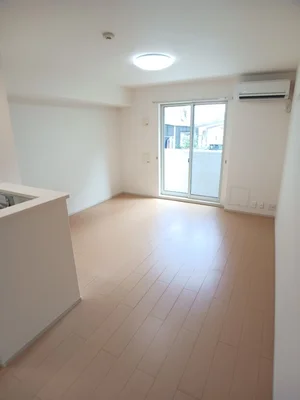 のマンスリーマンション・ウィークリーマンション「コンフォール　瀬戸Ｂ 102・洋室(No.1313656)」メイン画像