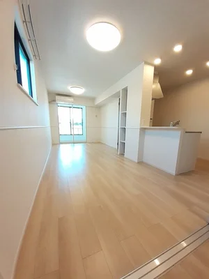 のマンスリーマンション・ウィークリーマンション「グラン・シャリオＫ　Ⅰ 106・洋室(No.1313711)」メイン画像