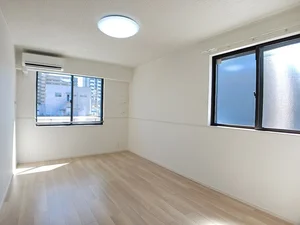 長崎県の大東建託リーシング株式会社のマンスリーマンション・ウィークリーマンション「フラワーハイツ弐番館 105・洋室(No.1313741)」メイン画像