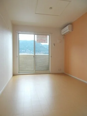 のマンスリーマンション・ウィークリーマンション「サニーサイド　アルファ 101・洋室(No.1313808)」メイン画像