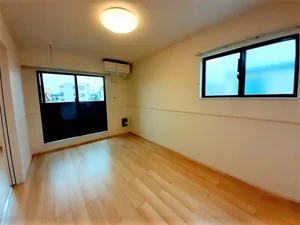 埼玉医科大学短期大学周辺のマンスリーマンション・ウィークリーマンション「スプリング　ルーチェ 205・洋室(No.1313852)」メイン画像