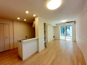 埼玉医科大学短期大学周辺のマンスリーマンション・ウィークリーマンション「オークランド　シャルマンＡ 101・洋室(No.1313855)」メイン画像