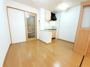 のマンスリーマンション・ウィークリーマンション「ヴィラージュＢ 102・洋室(No.1313863)」メイン画像