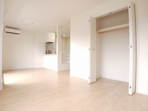 岐阜県のマンスリーマンション・ウィークリーマンション「リ・ブリアン　Ⅱ 103・洋室(No.1313939)」メイン画像