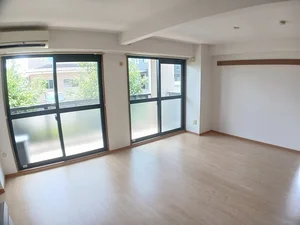 のマンスリーマンション・ウィークリーマンション「クリスタルガーデンⅠ 106・洋室(No.1314098)」メイン画像