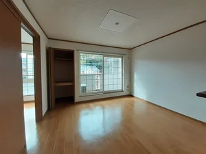 のマンスリーマンション・ウィークリーマンション「エレガントⅢ 203・洋室(No.1314100)」メイン画像