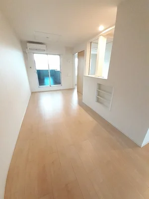 のマンスリーマンション・ウィークリーマンション「フェリーチェ丸亀 203・洋室(No.1314148)」メイン画像