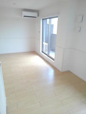 のマンスリーマンション・ウィークリーマンション「カサ・ミラ 202・洋室(No.1314150)」メイン画像