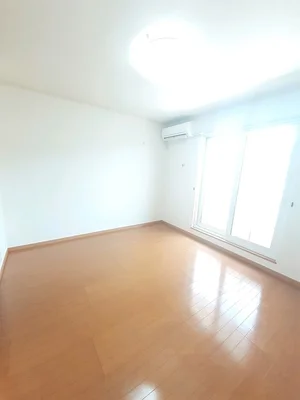 のマンスリーマンション・ウィークリーマンション「グリーンヒルズ　稲岡Ａ 203・洋室(No.1314154)」メイン画像