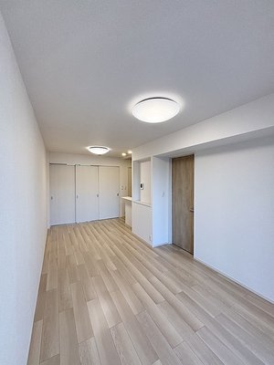 のマンスリーマンション・ウィークリーマンション「ヒルズ長久　Ｃ 202・洋室(No.1314172)」メイン画像