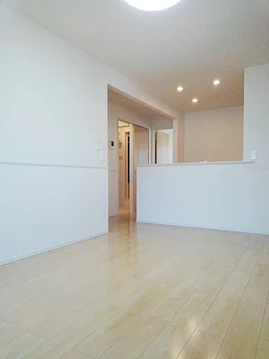 のマンスリーマンション・ウィークリーマンション「ル・リアンⅡ 102・洋室(No.1314223)」メイン画像