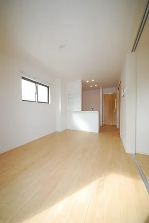 のマンスリーマンション・ウィークリーマンション「ダダ　フリシュ　Ａ 201・洋室(No.1314277)」メイン画像