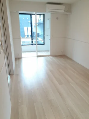 のマンスリーマンション・ウィークリーマンション「フェニーチェ　ミナ　Ⅳ 102・洋室(No.1314283)」メイン画像