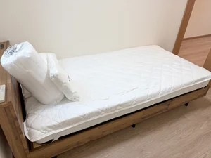 ベッドはシングルサイズです♪