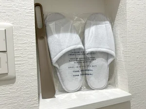 使い捨てスリッパ