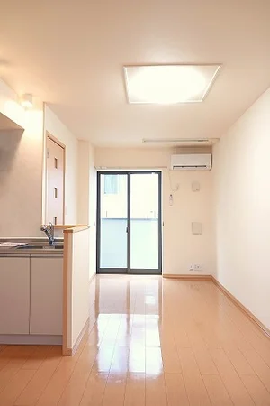 のマンスリーマンション・ウィークリーマンション「リアン　コリーヌ 101・洋室(No.1314650)」メイン画像