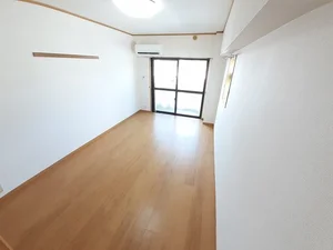 のマンスリーマンション・ウィークリーマンション「渡嘉敷マンション 404・洋室(No.1314895)」メイン画像