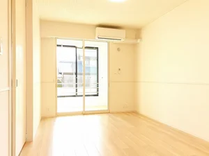 のマンスリーマンション・ウィークリーマンション「シェラトン川島 105・洋室(No.1315013)」メイン画像