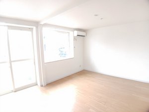 近江八幡駅（滋賀県）のマンスリーマンション・ウィークリーマンション「Ｖｉｌｌａプリムローズ 102・洋室(No.1315055)」メイン画像