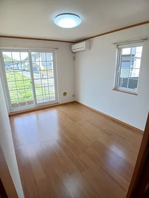 のマンスリーマンション・ウィークリーマンション「スコルピオーネ 104・洋室(No.1315057)」メイン画像