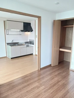 岡山市東区のマンスリーマンション・ウィークリーマンション「ジョイナス瀬戸 201・洋室(No.1315164)」メイン画像